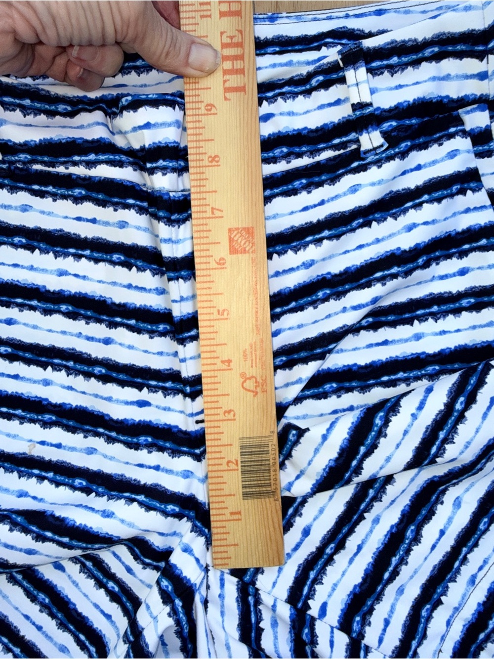 Spanx Sunshine Shorts 6" Blue Painted Stripe Small NWOT Nautical Coastal - Picture 8 of 12